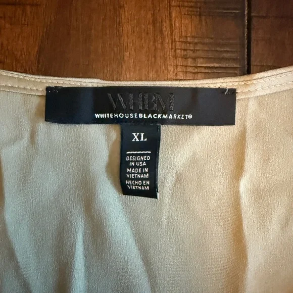 WHITE HOUSE BLACK MARKET Olive Green Ruffle Sleeveless Top, size XL - Picture 6 of 8